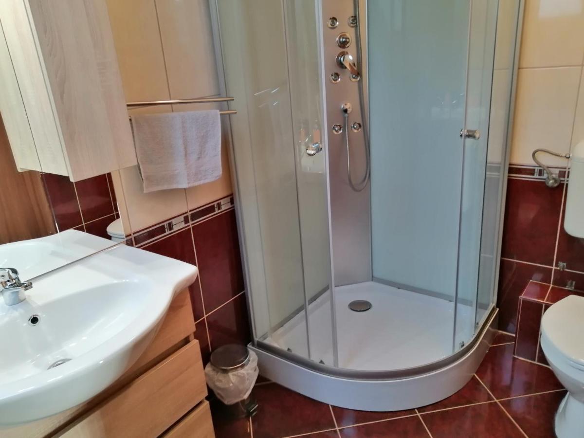Csipkehaz Apartman Черкеселе Екстер'єр фото