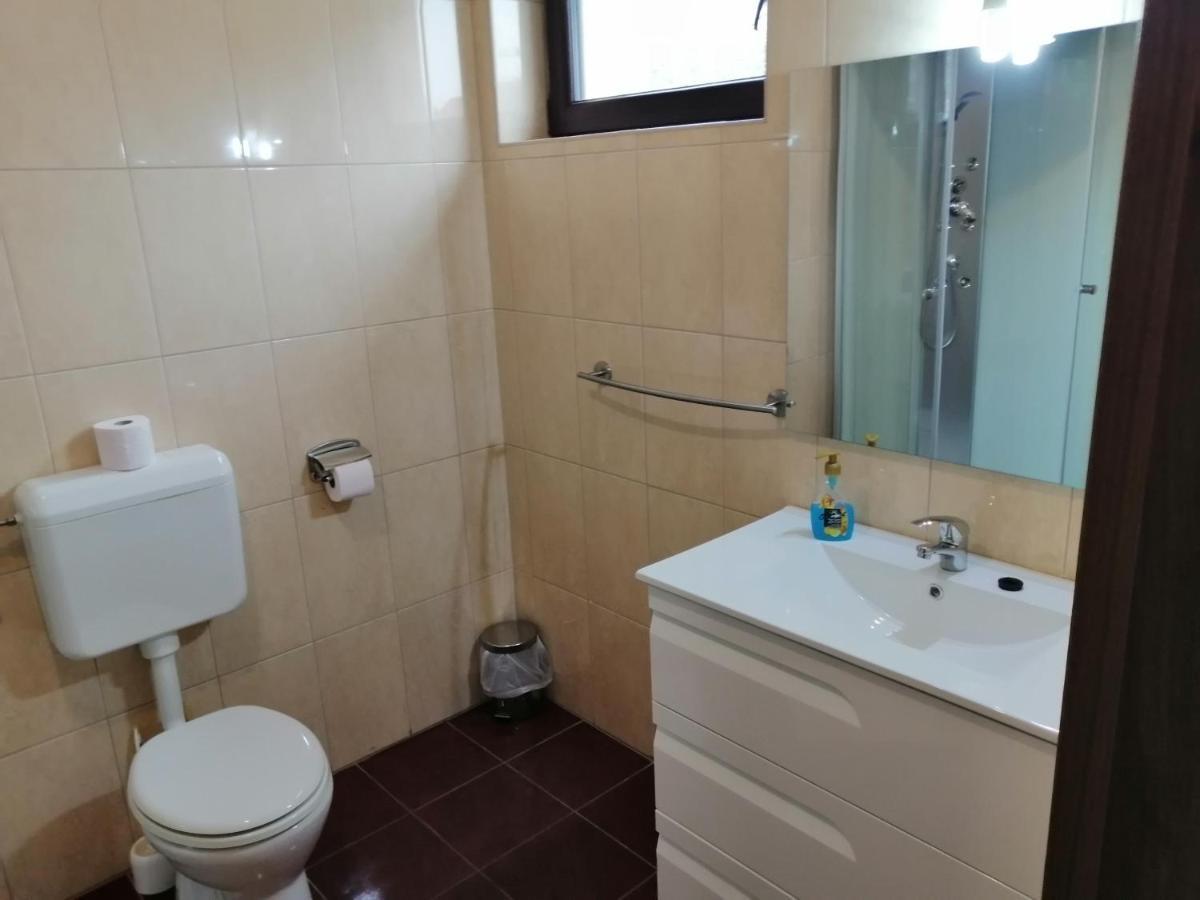 Csipkehaz Apartman Черкеселе Екстер'єр фото