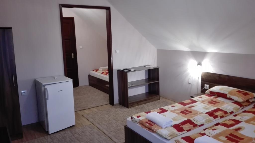 Csipkehaz Apartman Черкеселе Екстер'єр фото