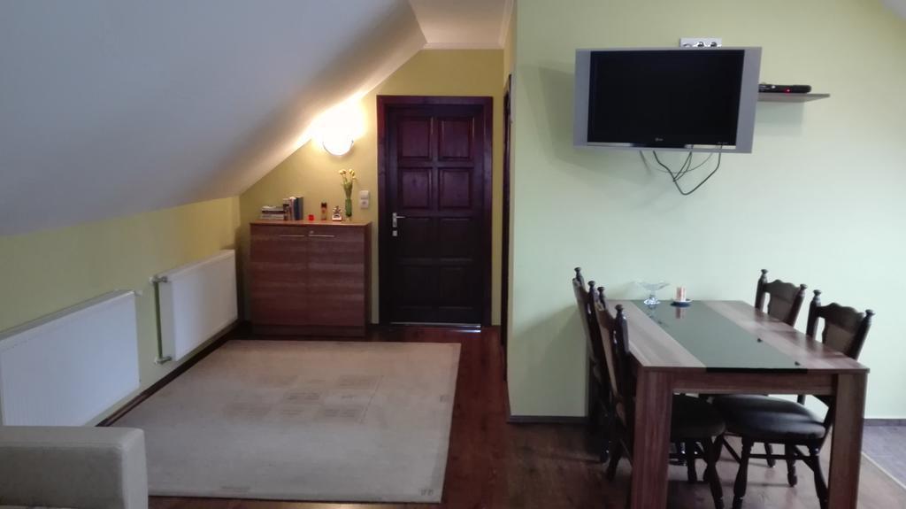 Csipkehaz Apartman Черкеселе Екстер'єр фото